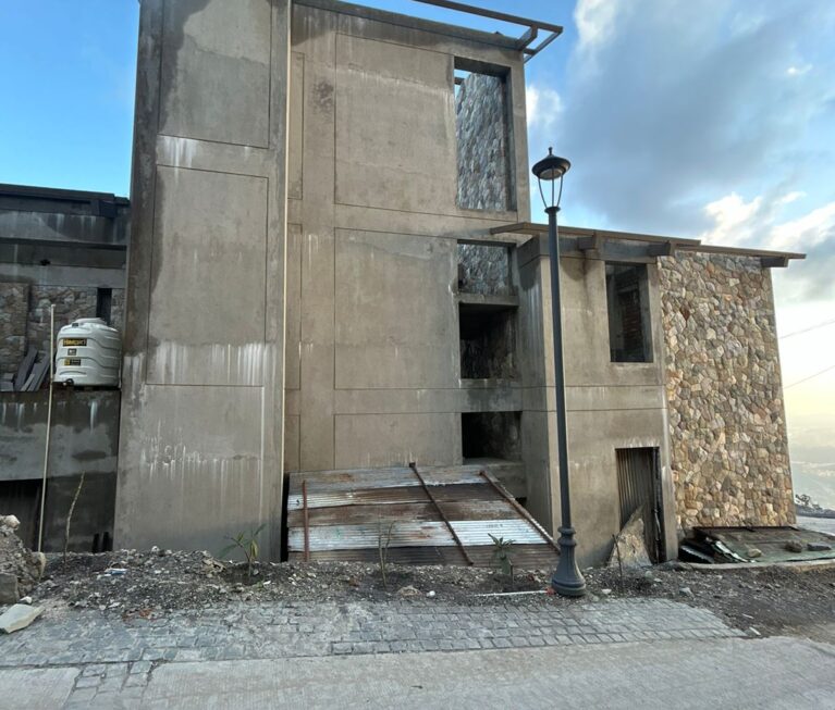 WhatsApp Image 2025-10-09 at 7.02.54 PM (1)